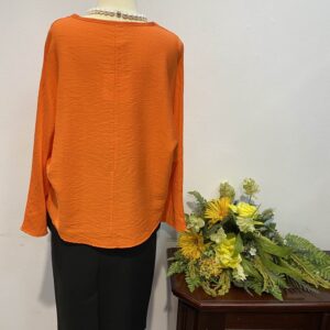 Bluza portocalie cu lanț - imagine 2