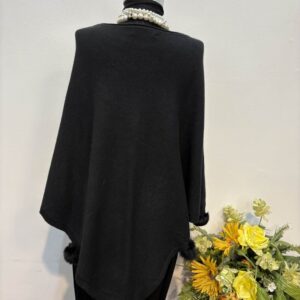 Poncho în colt negru - imagine 3